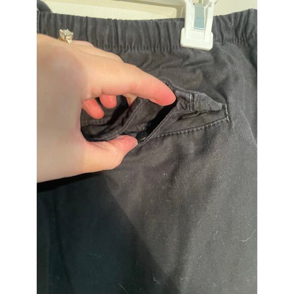 Aritzia TNA Black Cargo Drawstring Jogger Pants Size XS - Picture 8 of 11